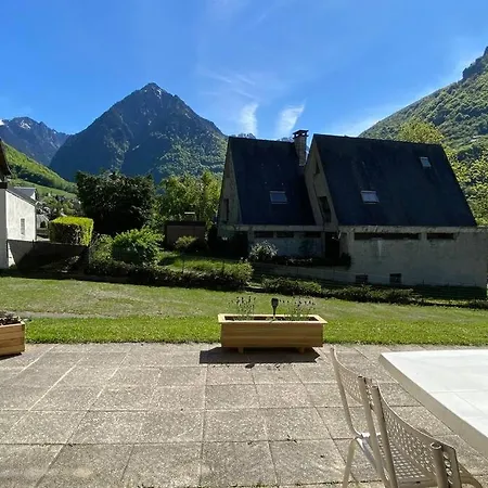 Apartment T2 Ensoleille. Terrasse Et Vaste Jardin Commun