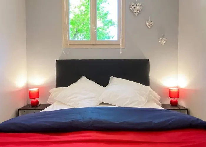 Апартаменты T2 Ensoleille. Terrasse Et Vaste Jardin Commun Котре